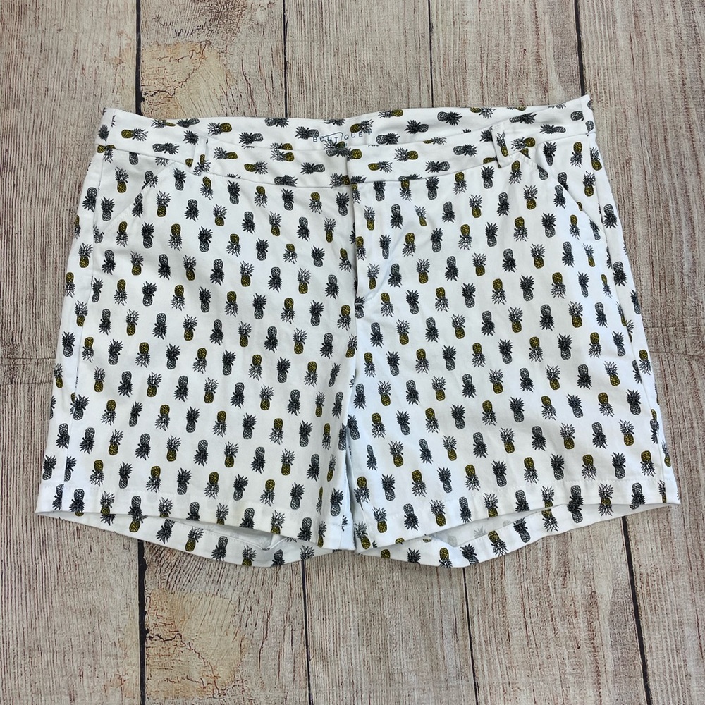 😍 Boutique Shorts with Gray and Mustard Colored Pineapples & Pockets size 20